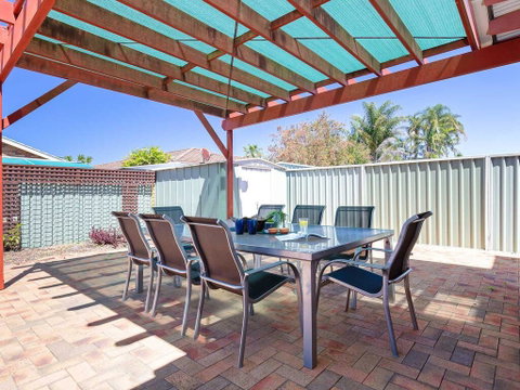 Blue Bay, 83a Rocky Point Road - Foxtel & Air Conditioning Downstairs - VIC Tourism 2