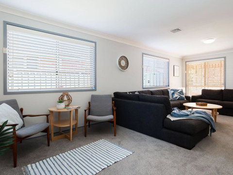 Blue Bay, 83a Rocky Point Road - Foxtel & Air Conditioning Downstairs - VIC Tourism 1