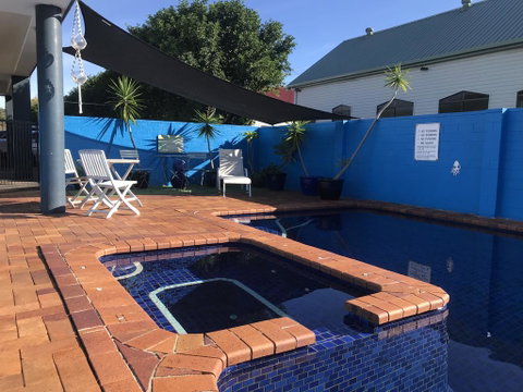Blue Pelican Motel - VIC Tourism 2