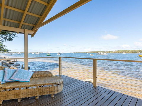 Bluewater - Riverfront Location With Water Views - VIC Tourism 0