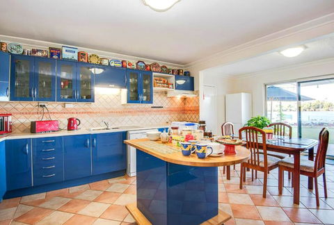 Boathouse Bunbury Bed & Breakfast - VIC Tourism 3