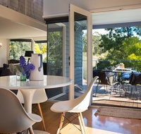 Boatshed Villa Green Door