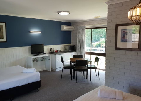 Bogong View Motor Inn - VIC Tourism 1