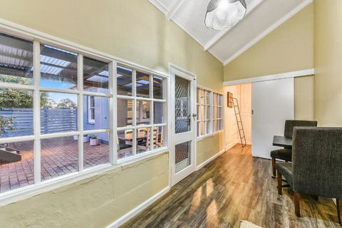 The Jazz B&B - VIC Tourism 2