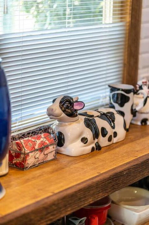 The Spotted Cow,city Fringe,pet Friendly-Free Wine - VIC Tourism 2