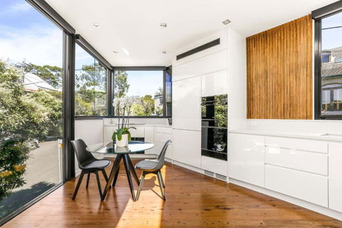 Woollahra House Beautiful 3 Bedroom Terrace - VIC Tourism 2