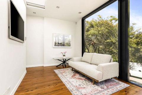 Woollahra House Beautiful 3 Bedroom Terrace - VIC Tourism 3