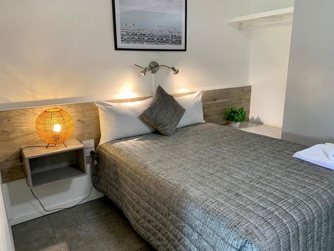 Y Motels Kingaroy - VIC Tourism 1