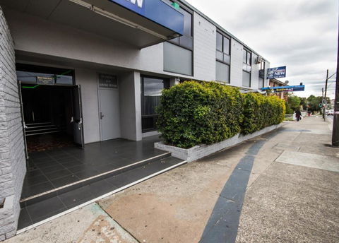 Wiley Park Hotel - VIC Tourism 1