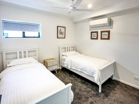 Williamstown Townhouse - VIC Tourism 1