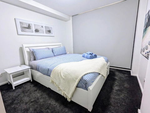 Zen Vibe, Entire Apt, With Study Room, Wifi, Central, Cafe - VIC Tourism 2