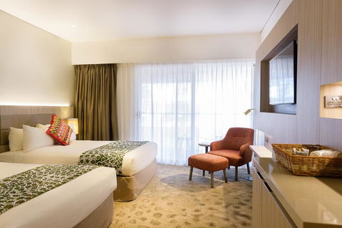 Desert Gardens Hotel - VIC Tourism 4