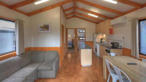 Yea Riverside Caravan Park - VIC Tourism 2