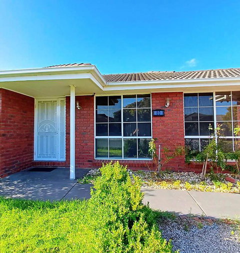 YF Home Sweet Home - VIC Tourism 0