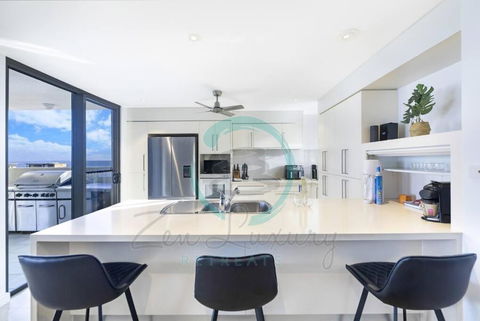 ZEN AT ARKABA 3BR Luxury Waterfront Apt Pool + BBQ - VIC Tourism 2