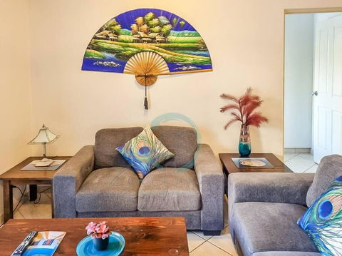 ZEN CITY Modern 1-BR City Apt Near Mindal Markets - VIC Tourism 0