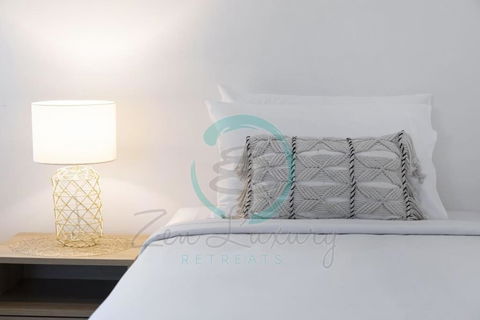 ZEN TOWERS: Cozy Executive 3-BR Family Apt In Darwin City - VIC Tourism 2