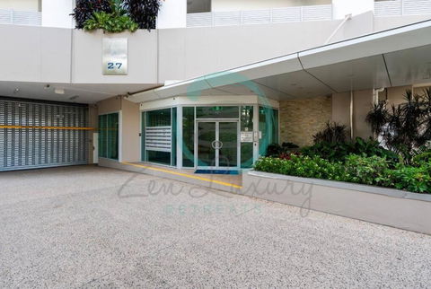ZEN Tree Blossom: 3-BR Luxury Apt Near Waterfront - VIC Tourism 1