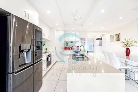 ZEN Tree Blossom: 3-BR Luxury Apt Near Waterfront - VIC Tourism 2