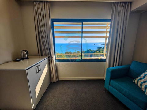 ZEN88 ESPLANADE: Hotel Suite W/ Ocean/Sunset Views - VIC Tourism 2