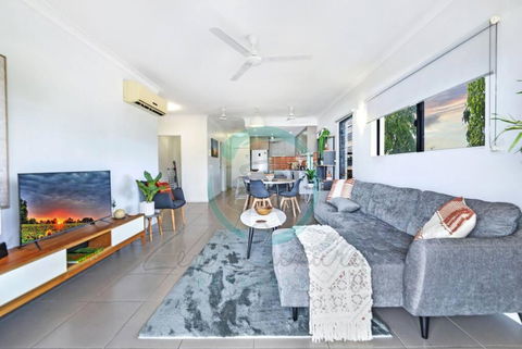 ZEN NOMAD 2-BR Nightcliff Apt Near Markets & Shops - VIC Tourism 0