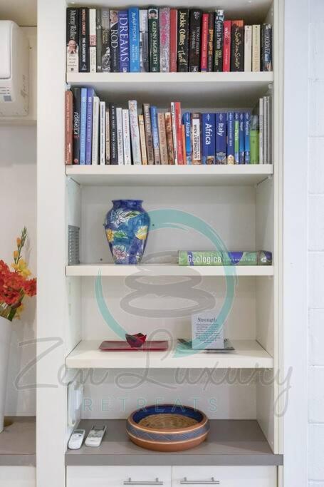 ZEN TREETOPS - Boutique 2-BR Apt W/ Private Pool - VIC Tourism 1