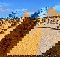 Pinnacles Desert Private Day Tour - VIC Tourism