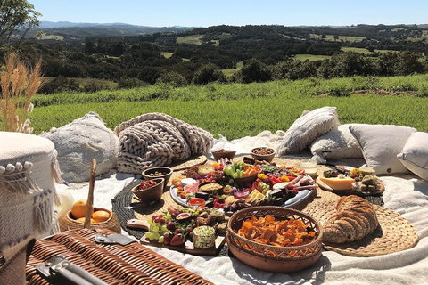 A Picnic In Byron Bay - VIC Tourism 0