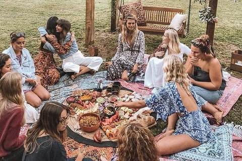 A Picnic In Byron Bay - VIC Tourism 4