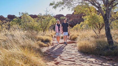 Kings Canyon Guided Rim Walk - VIC Tourism 4