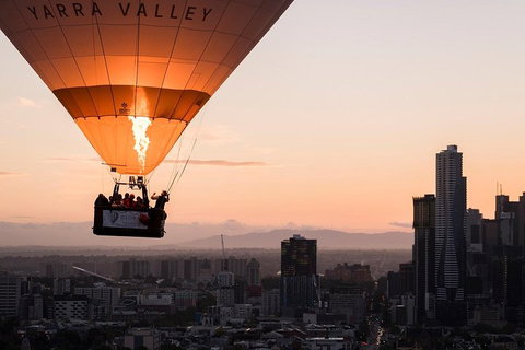 Melbourne Balloon Flight At Sunrise - VIC Tourism 5