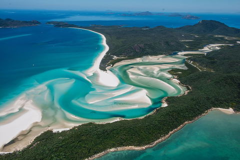 Fly & Sail Package (With Providence) - VIC Tourism 5