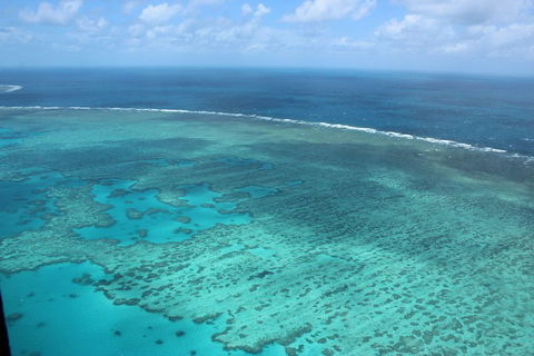 Reef And Island Scenic Flight From Airlie Beach - VIC Tourism 1
