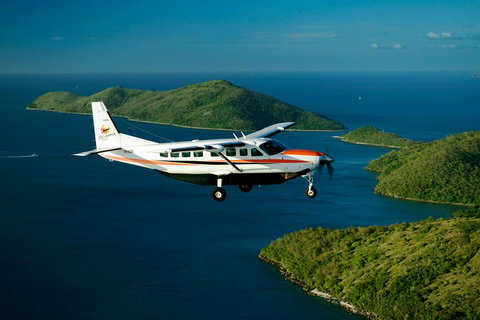 Reef And Island Scenic Flight From Airlie Beach - VIC Tourism 3