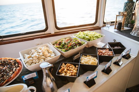Darwin Harbour Sunset Cruise - VIC Tourism 1