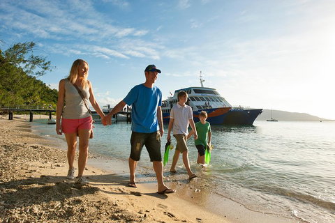 Fitzroy Island Catamaran Transfers From Cairns - VIC Tourism 3
