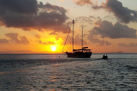 2-Day Whitsundays Sailing Adventure: SV Whitehaven - VIC Tourism 4