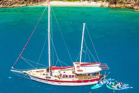 2-Day Whitsundays Sailing Adventure: SV Whitehaven - VIC Tourism 5