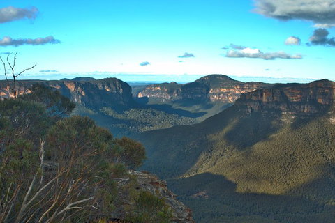 Unforgettable Blue Mountains Day Tour - VIC Tourism 0