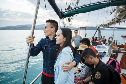 Whitsunday Islands Private Sailing Experience With Snorkeling & Langford Reef - VIC Tourism 2