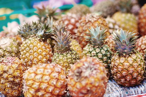 Sunshine Coast Eumundi Markets Return Minibus Transfer - VIC Tourism 0