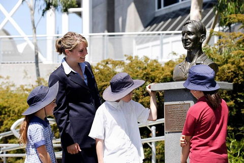 Ultimate Sports Lovers Bus Tour Of Melbourne - VIC Tourism 4